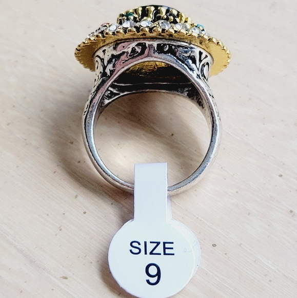 NWT Jeweled Ring - Picture 6 of 7